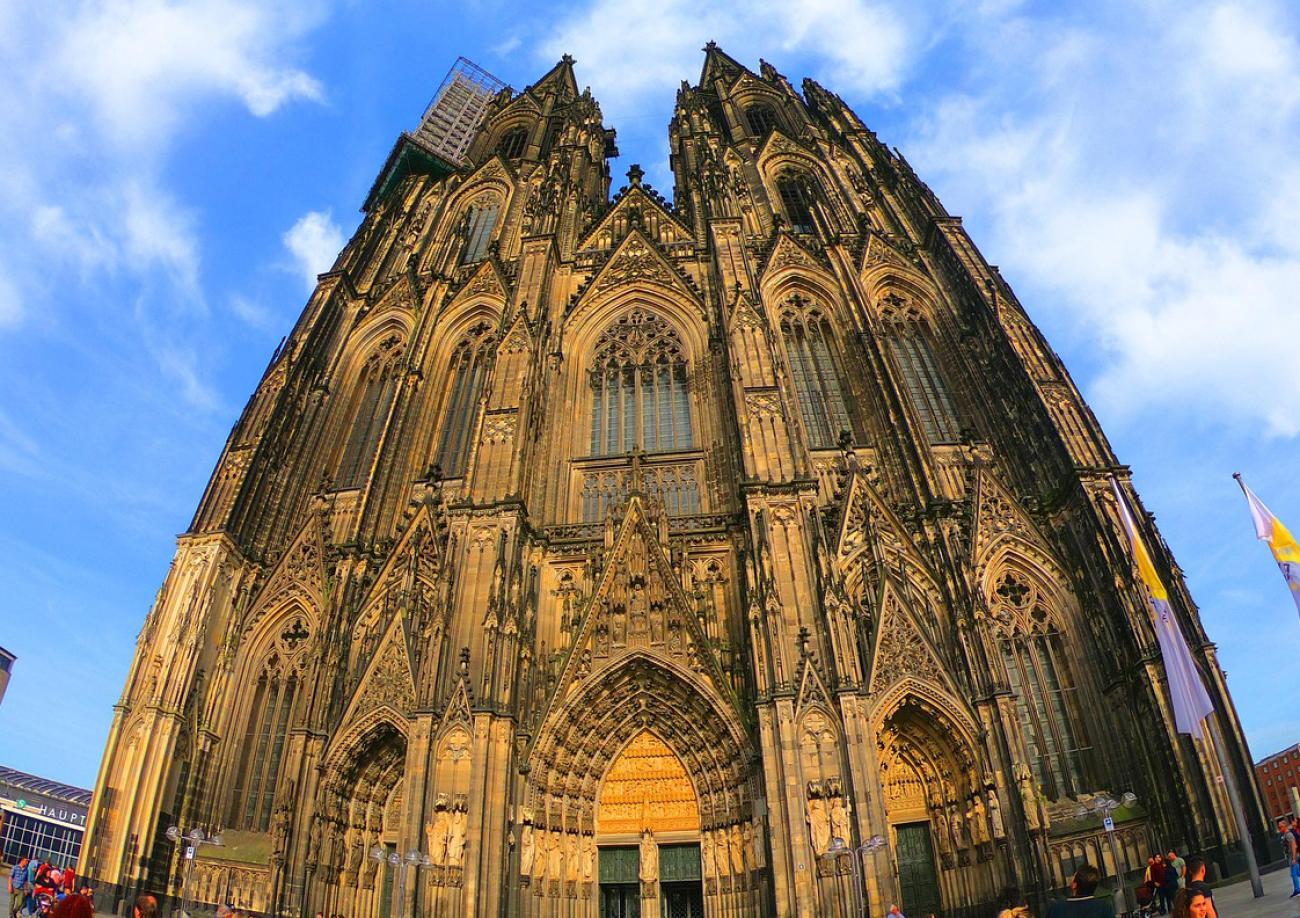 Kölner Dom: 10 Geheimnisse zwischen Turm und Keller, die kaum jemand kennt