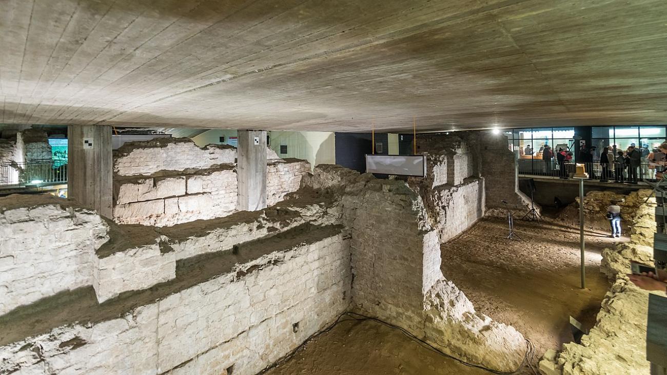 Köln unterirdisch: Praetorium-Palast und Kronleuchtersaal in der Kanalisation