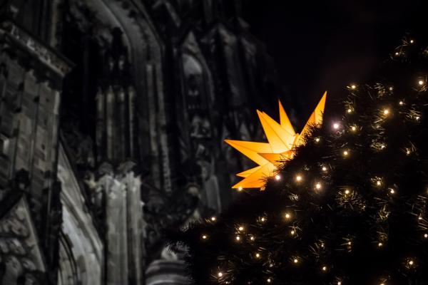 Weihnachtszauber am Dom & Co.: Die schönsten Weihnachtsmärkte der Stadt