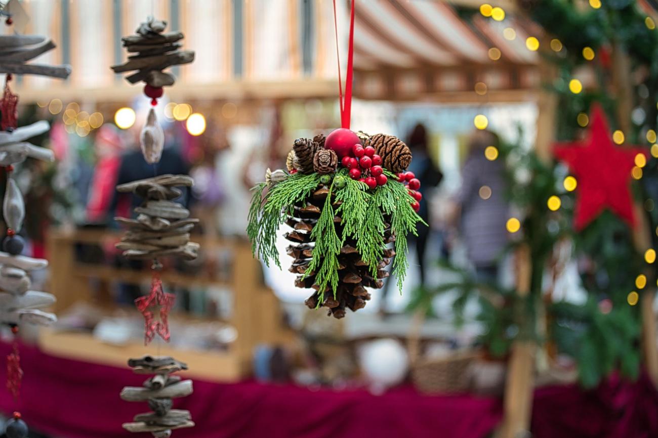 Stuttgarter Weihnachtsmarkt: Spätzle, Sterne und Schlosskulisse im Advent