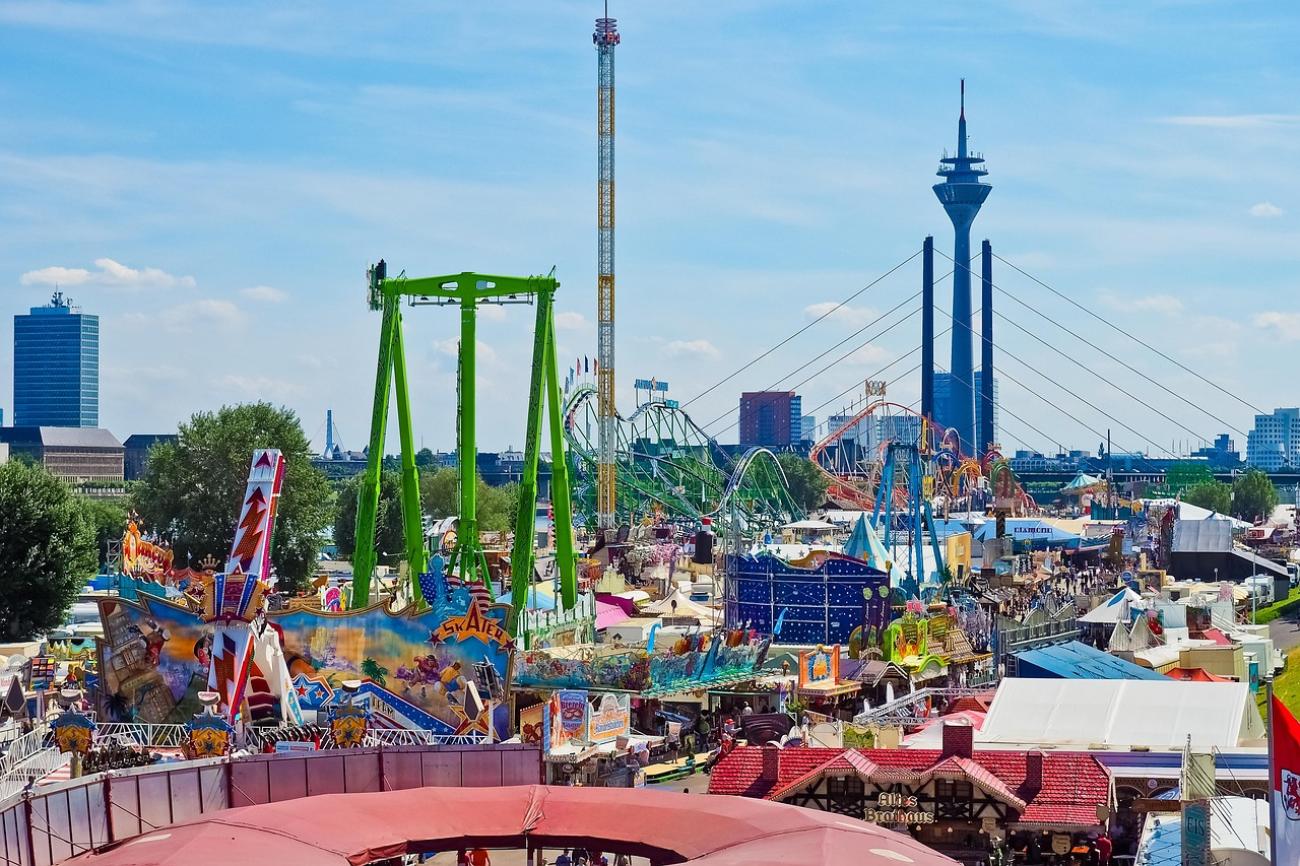 Die größte Kirmes am Rhein: Zehn Tage rheinischer Ausnahmezustand in Düsseldorf