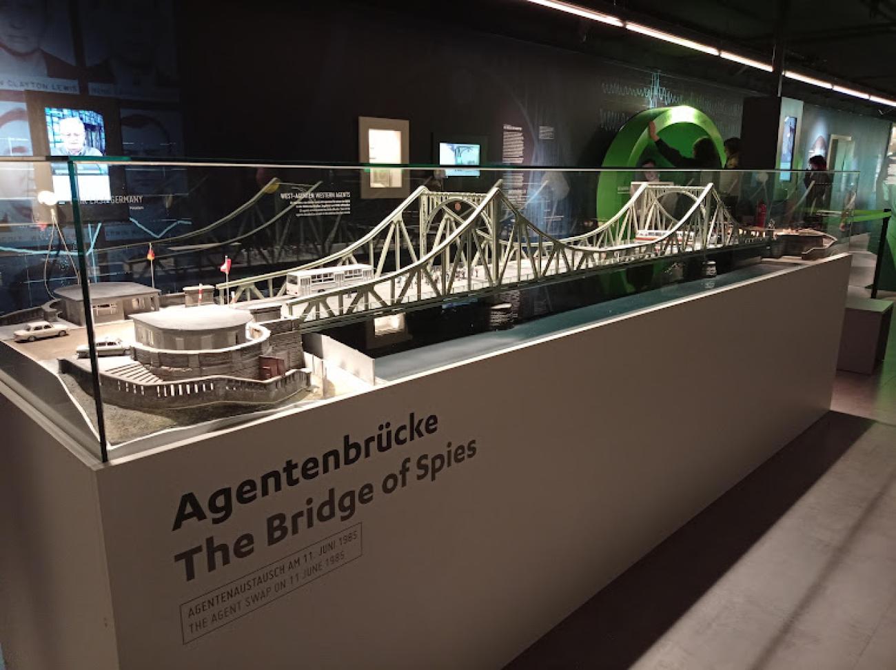 Deutsches Spionagemuseum: Teste deine Fähigkeiten als Geheimagent