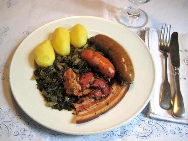 Kohl und Pinkel: Alles über das Bremer Nationalgericht und die legendären Kohlfahrten