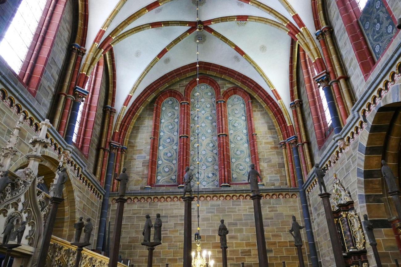 Der St. Petri Dom: Krypten, Mumien und der Aufstieg über die Dächer der Stadt