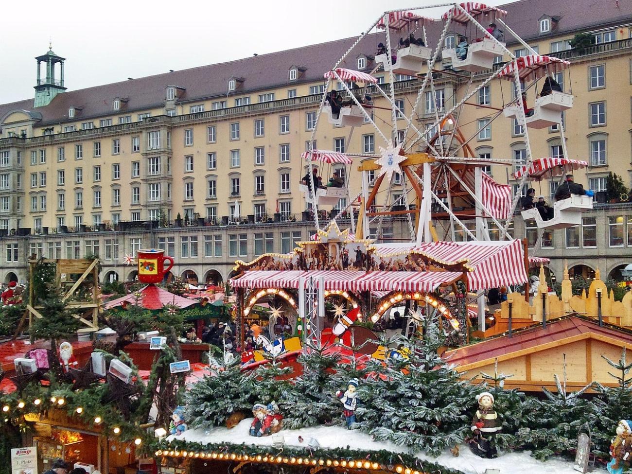 Dresdner Striezelmarkt: Unterwegs auf Deutschlands ältestem Weihnachtsmarkt