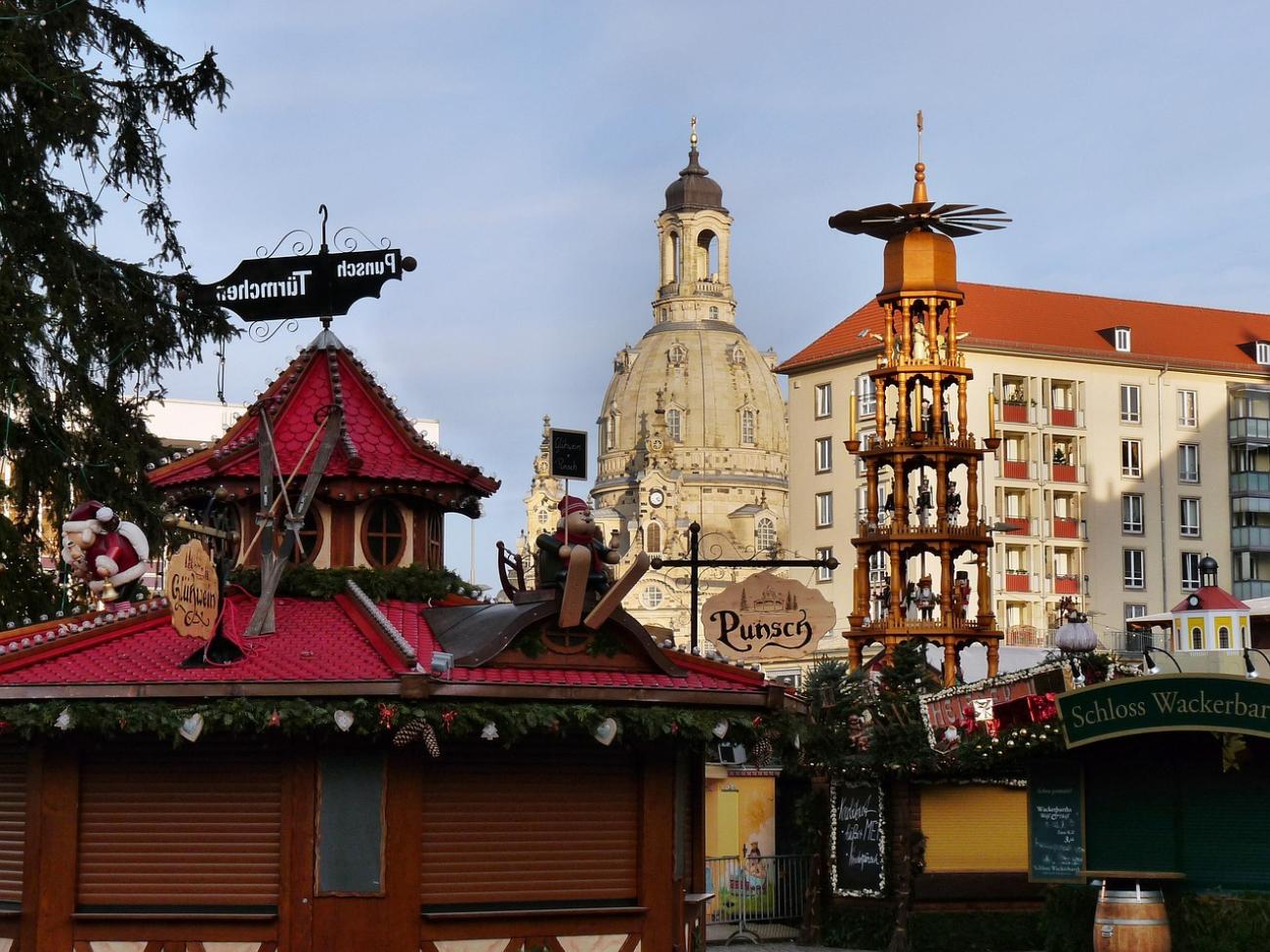 Dresdner Striezelmarkt: Unterwegs auf Deutschlands ältestem Weihnachtsmarkt