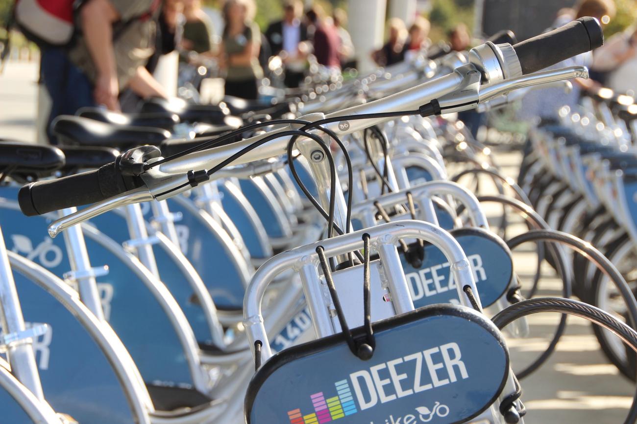 Radfahren in Berlin: Überleben im Straßenverkehr und die besten Sharing-Anbieter