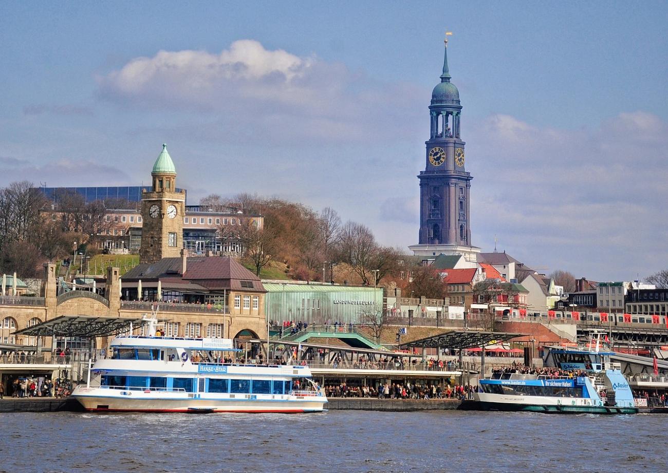 Der Michel: Warum der Aufstieg auf St. Michaelis der beste Start für deinen Hamburg-Trip ist