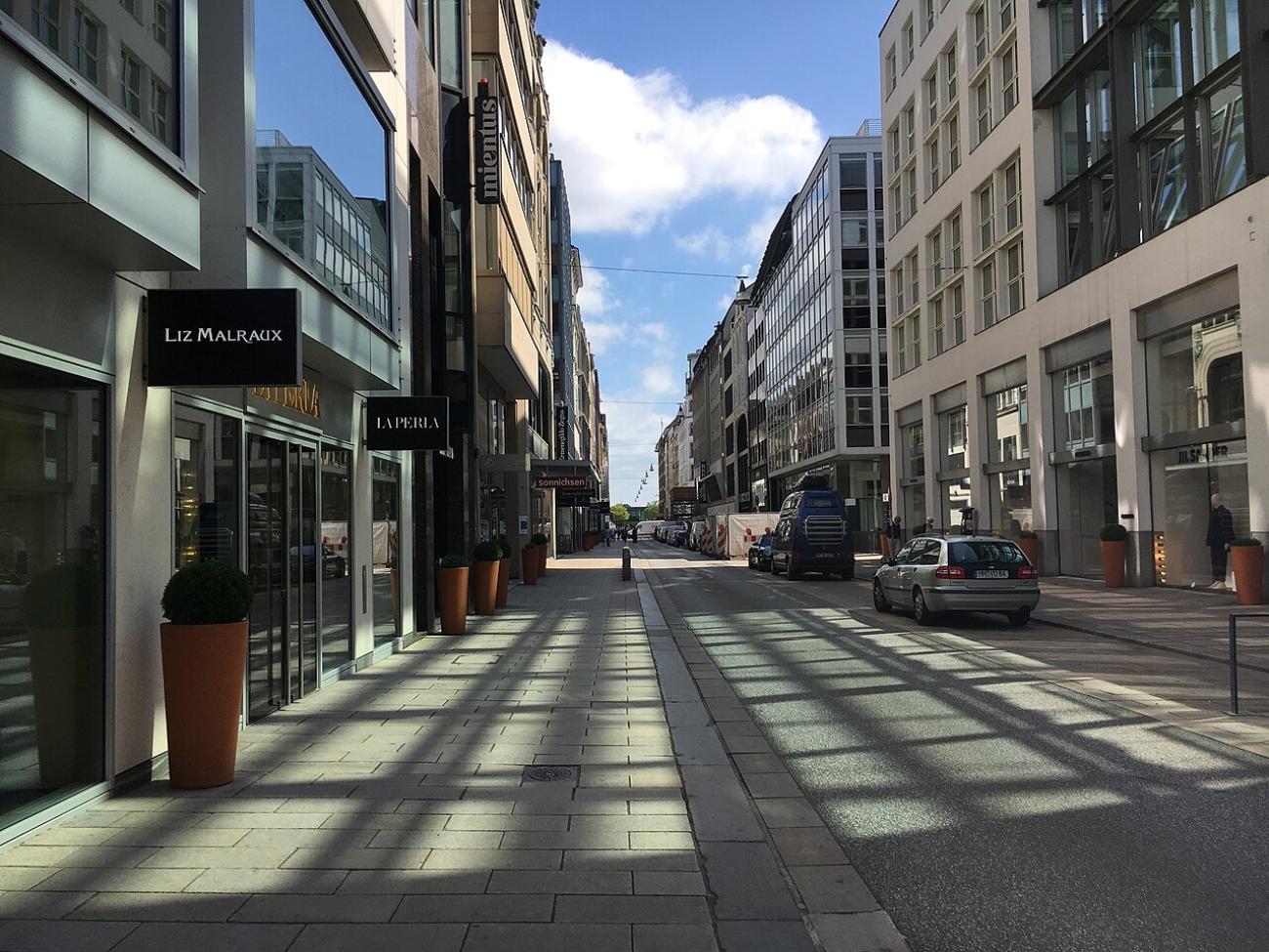 Neuer Wall und Jungfernstieg: Window-Shopping auf Hamburgs luxuriöser Meile