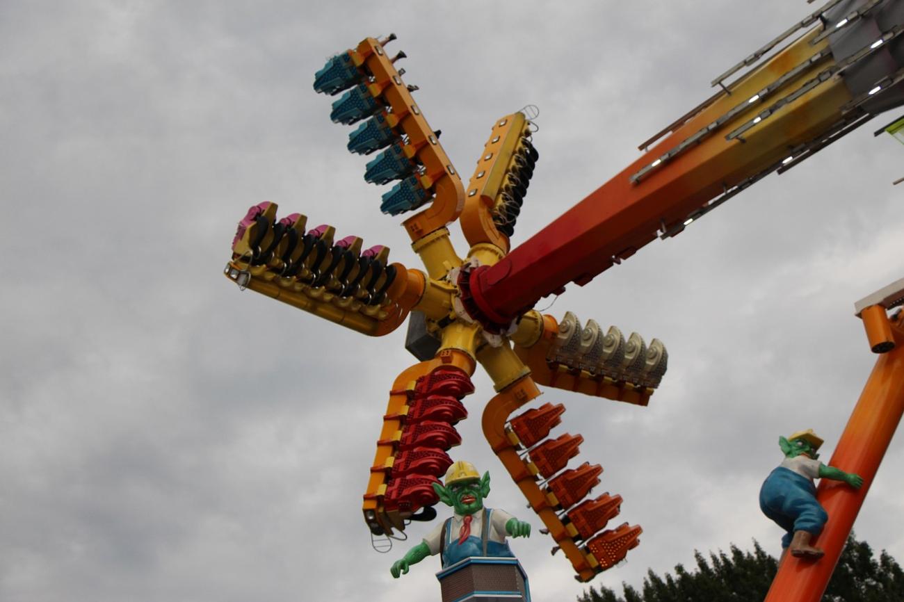 Hamburger Dom: Riesenrad, Zuckerwatte und Feuerwerk auf dem Heiligengeistfeld