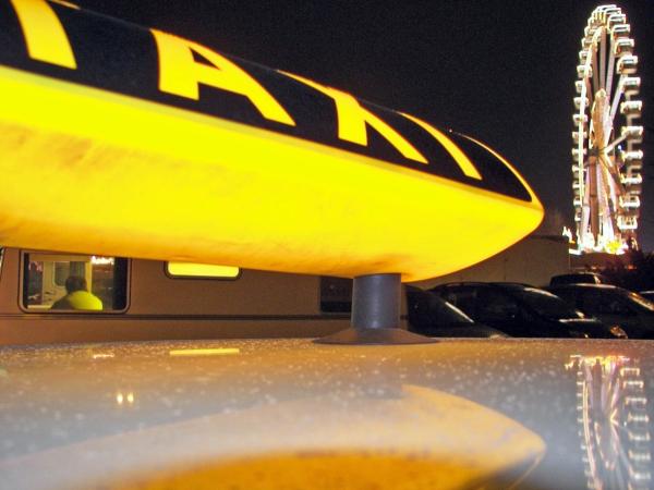 Taxi, Moia & Uber: Die besten Alternativen, wenn nachts keine Bahn mehr fährt