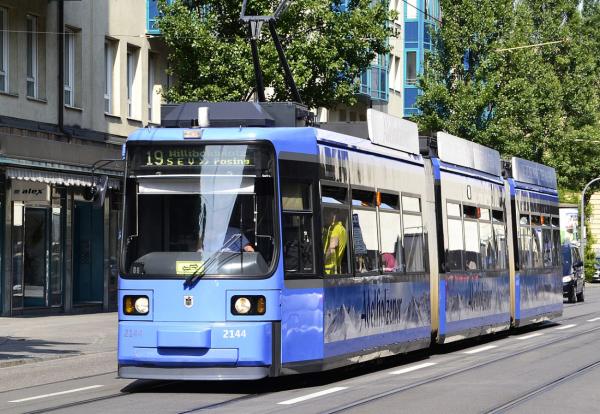 Sightseeing mit der Tram 19: Die günstige Alternative zum Hop-on-Hop-off-Bus