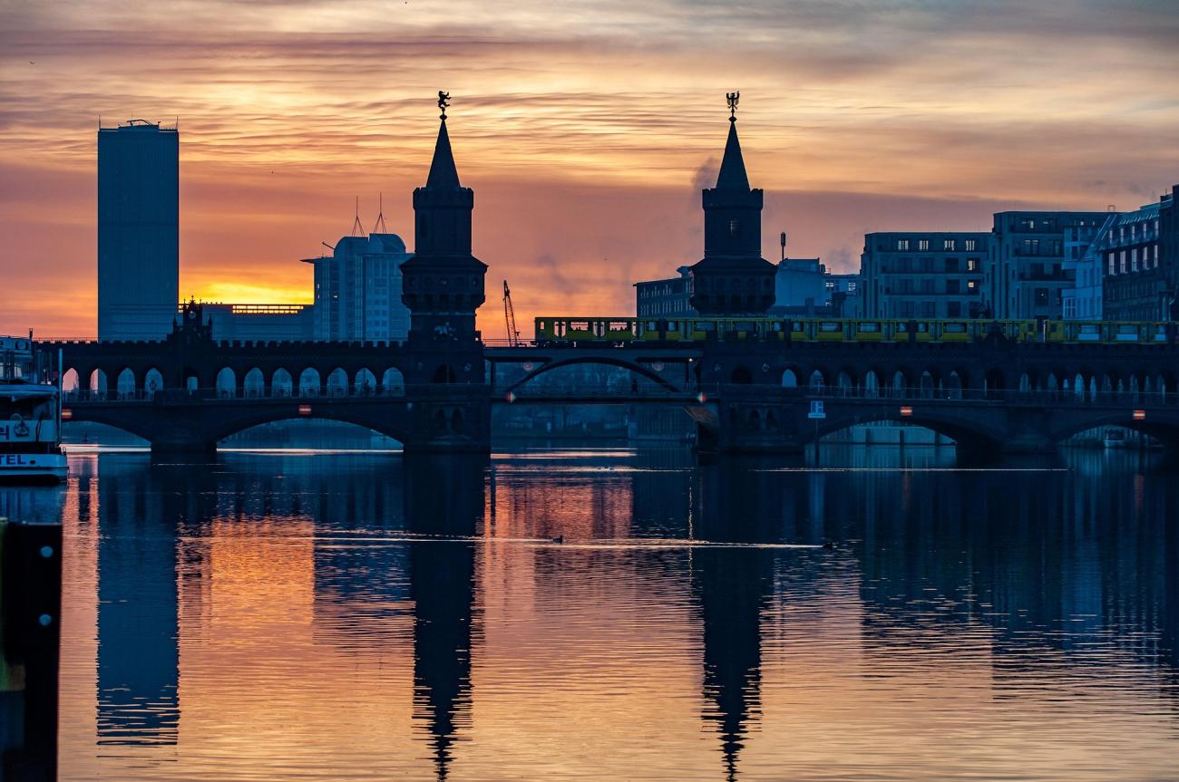 Die Oberbaumbrücke: Das fotogenste Verbindungsstück zwischen Ost und West